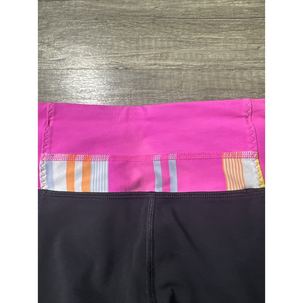 Lululemon‎ Run: Fast Track Short Size 2 Black / Groovy Nylon Lycra Spandex - Picture 7 of 10